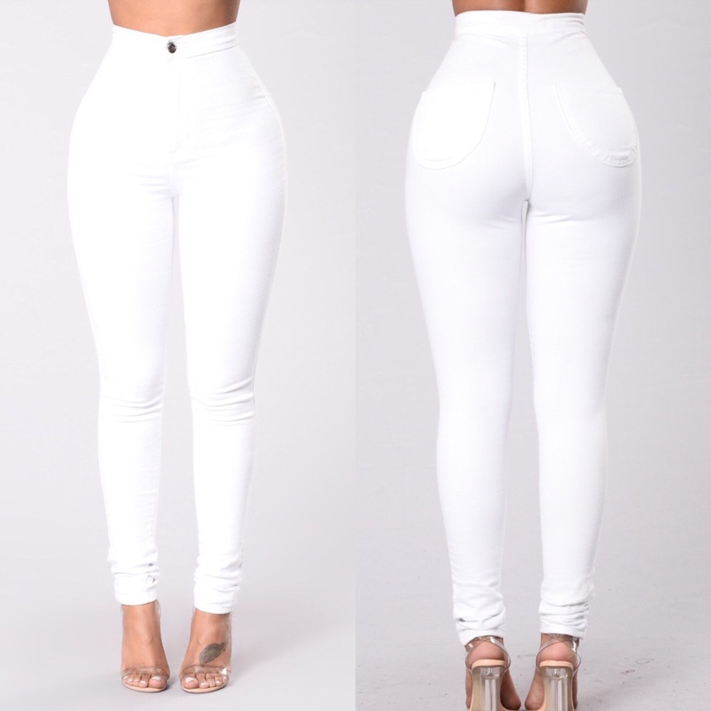 Fashion Nova Super high waisted jeans
